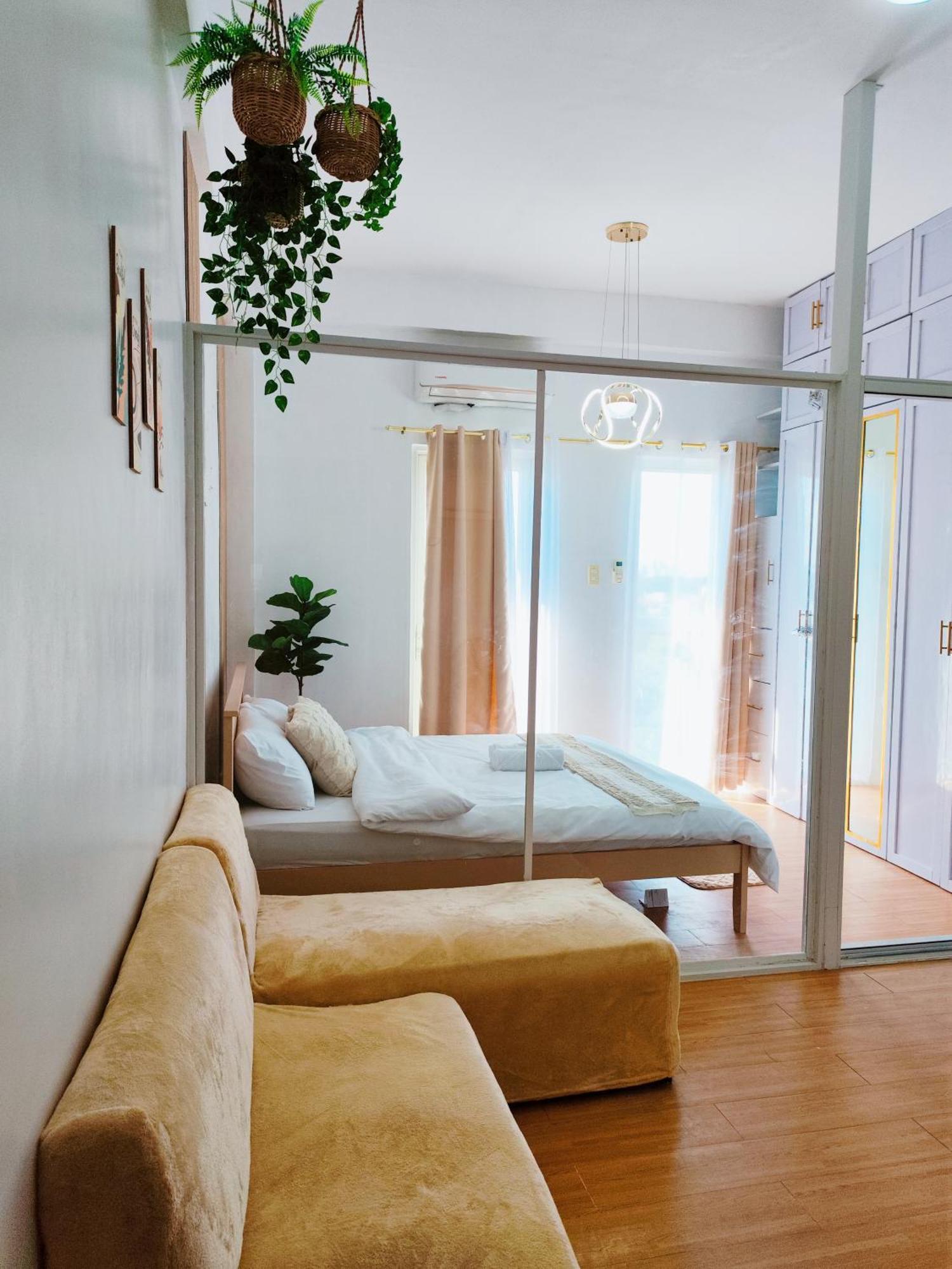 Paradise Realm Condotel Paranaque City Екстер'єр фото